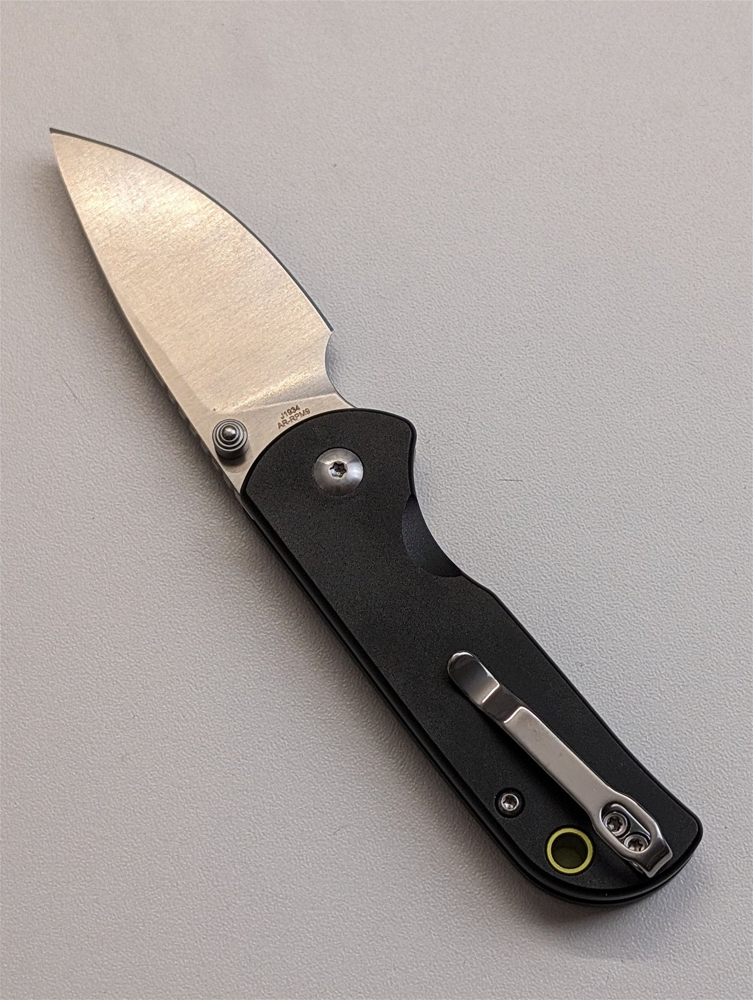 CJRB Mica pocket knife