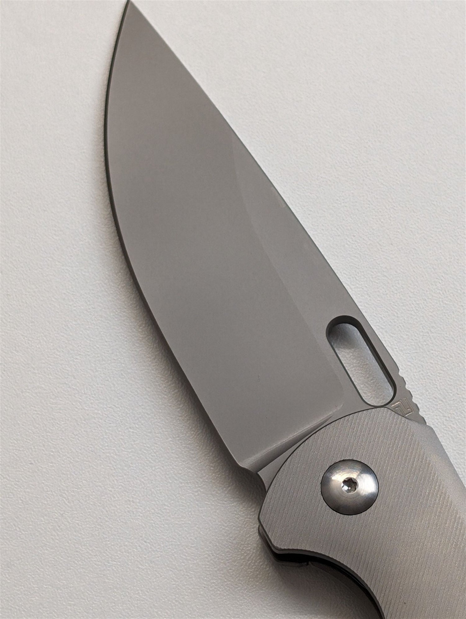 Artisan Cutlery SATYR 1852G-GY Titan Taschenmesser