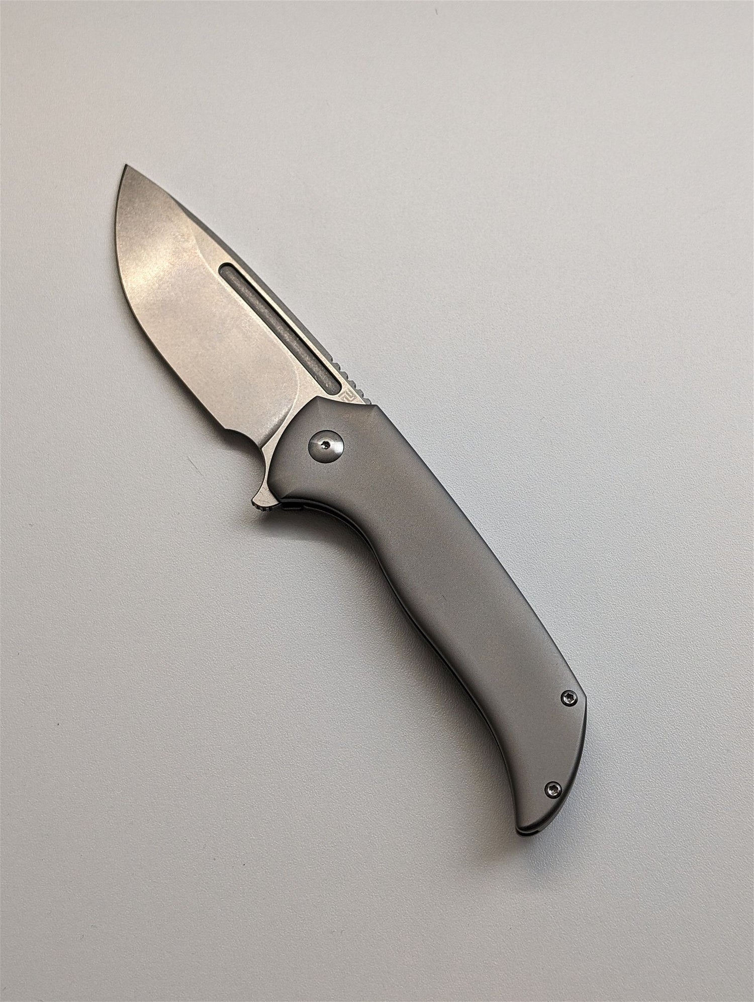 ArtisanCutlery Trux Titan pocket knife