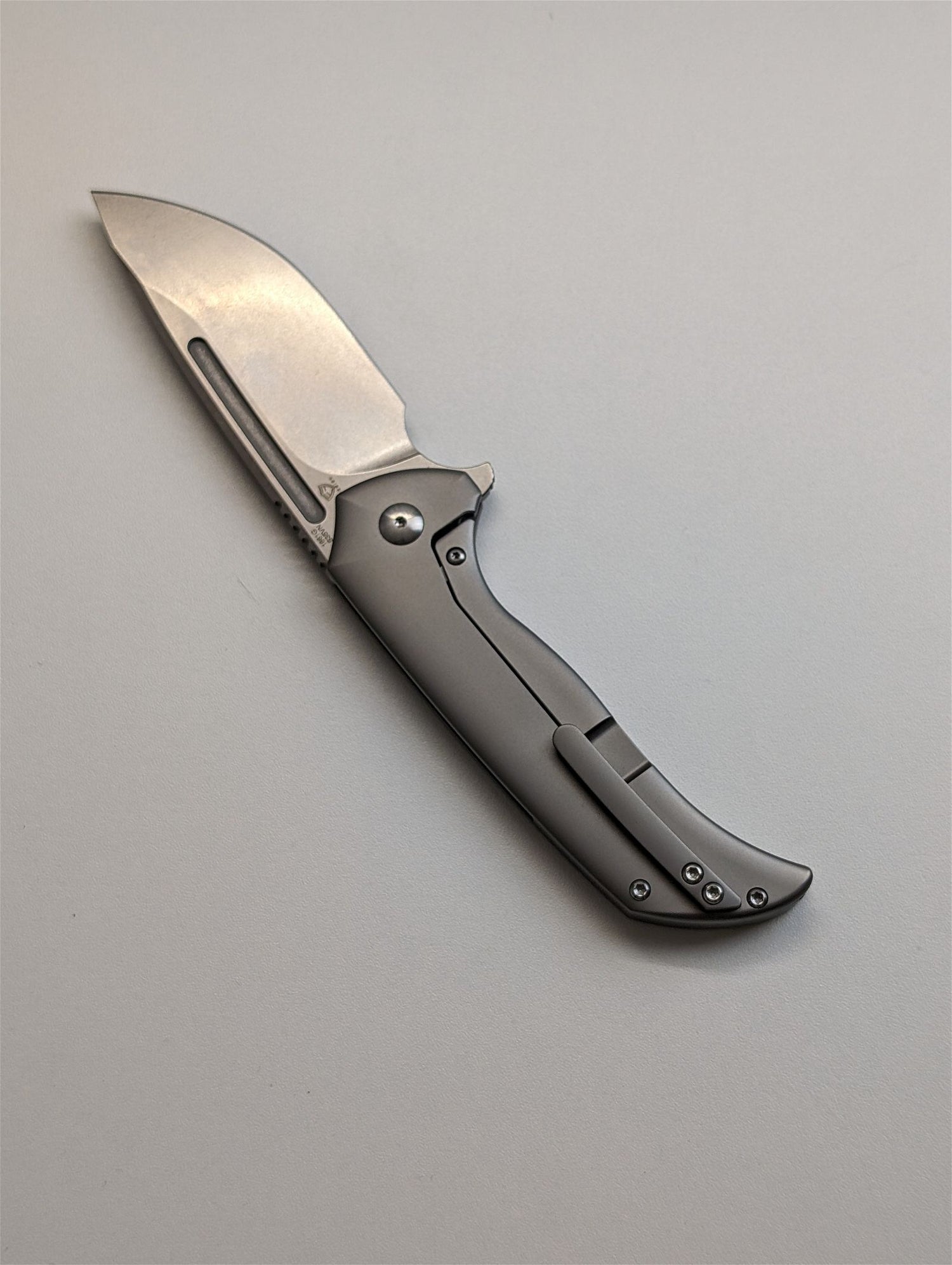 ArtisanCutlery Trux Titan Taschenmesser