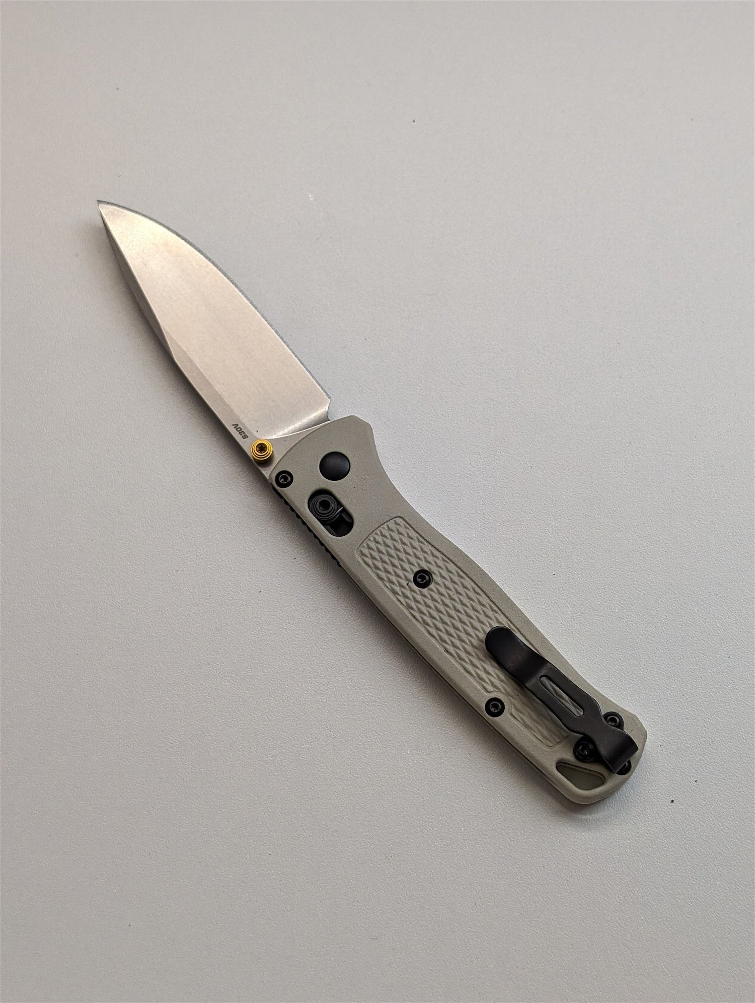 Benchmade 535-12 Bugout pocket knife