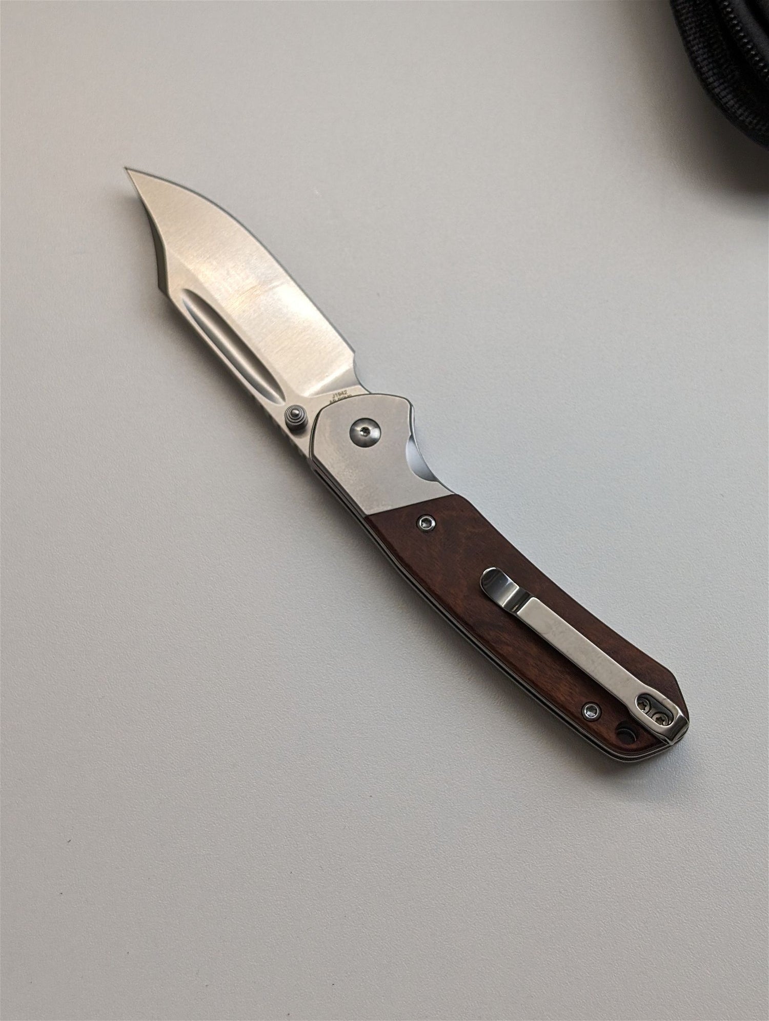 CJRB Bowie Pyrite pocket knife