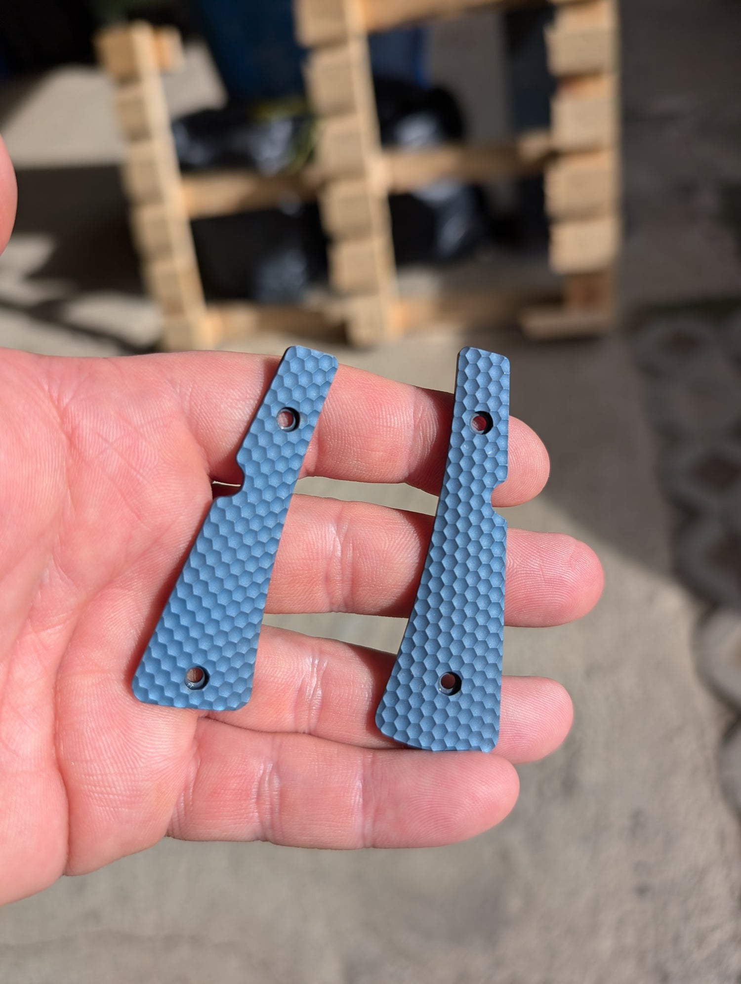 Inlay Titan honeycomb für SK-X Taschenmesser matt blau (Inlay Version)