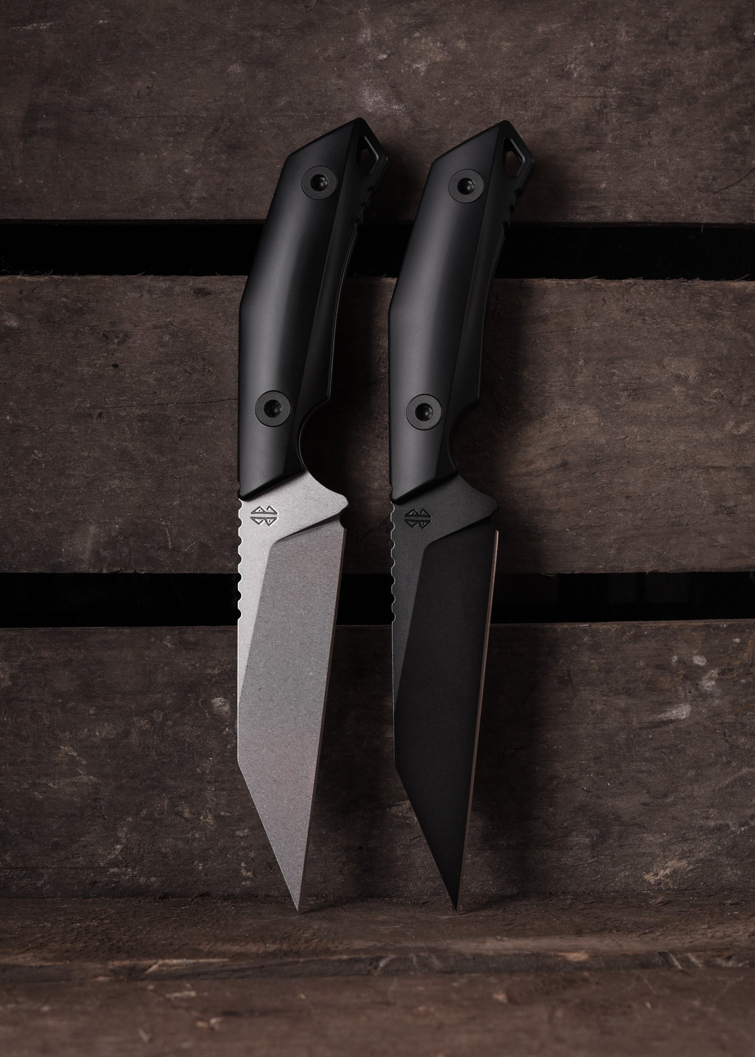 Berserk Blades THARN, Feststehendes Messer, stonewashed